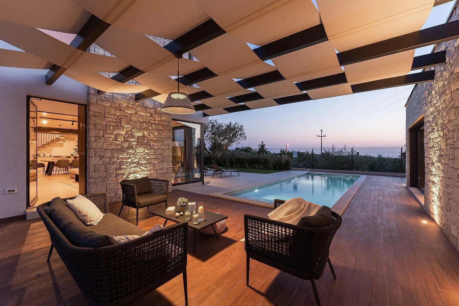 Absolute Traumvilla Mit Pool, Sauna, Whirlpool, 6 Bikes, Tischtennis, Outdoor-Kueche, Grillkamin Stuti Ferienhaus